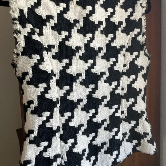 Black and White Houndstooth Sleeveless vest women’s size small - Picture 8 of 13